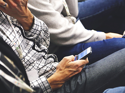 会员充值中心的短信轰在线轰炸免费网站